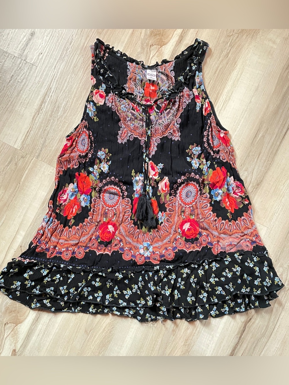 Bila bohemian flowy Black Floral Tassel Tank Top, size XL